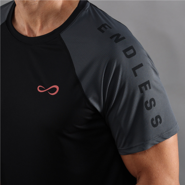 T-SHIRT FEISTY ICONIC - BLACK TITANIUM