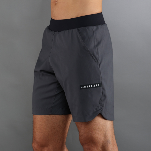 SHORT SWIFT - TITANIUM